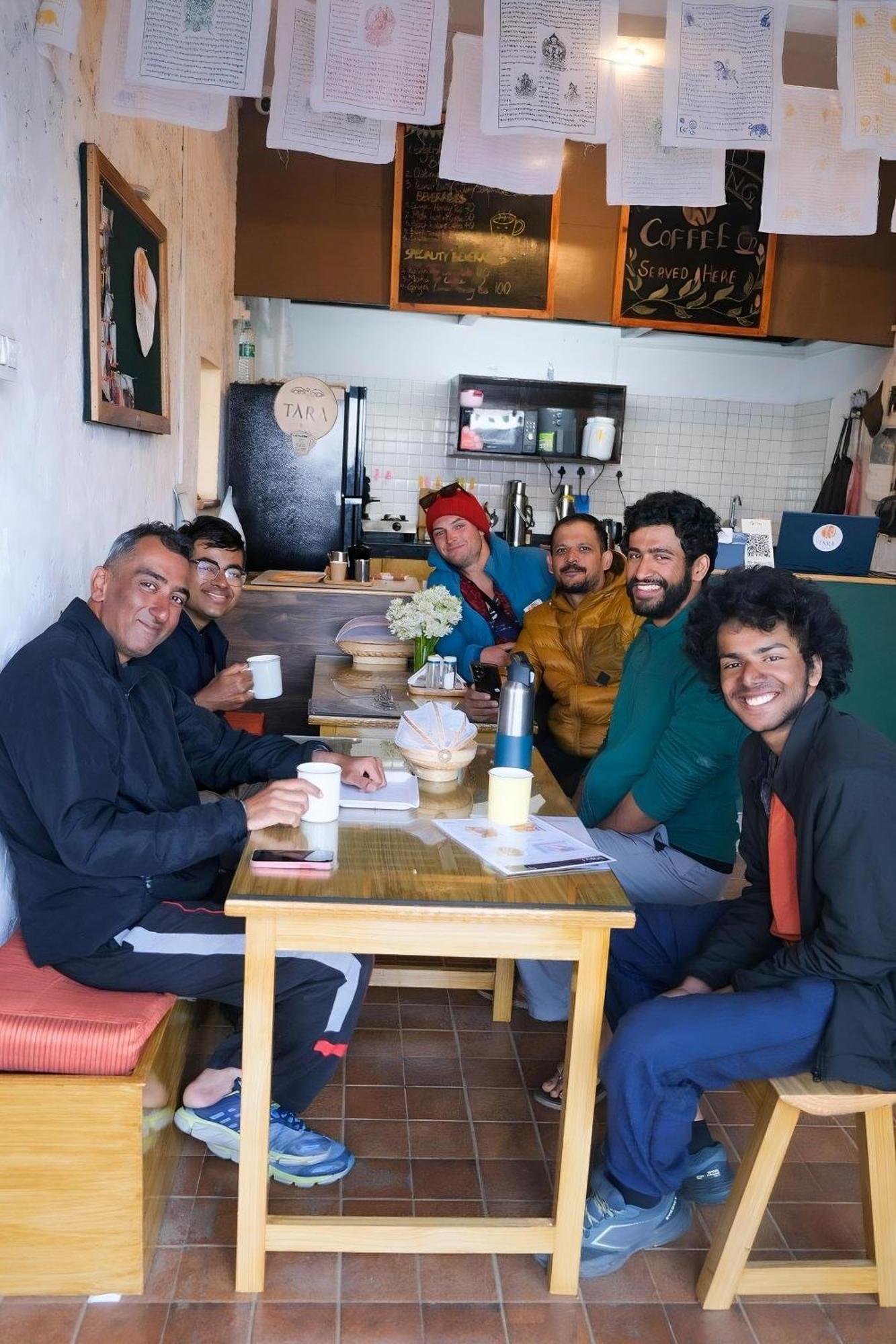Tara Circle Hostel Darjeeling  Esterno foto